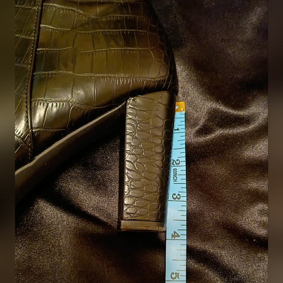 Women's Black Dream Pairs Faux Leather Snake Skin Ankle Boots With Zipper Size 9 - Picture 8 of 9